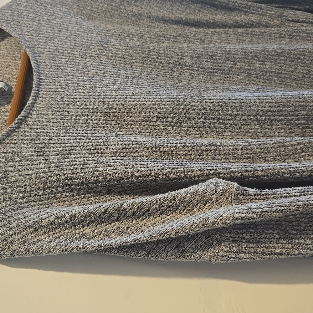 Lucky Brand Heather Gray Knit Top - Picture 9 of 9